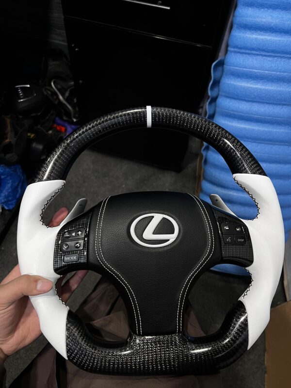 Lexus 2006–2013 Black & White Real Carbon Fiber Steering Wheel